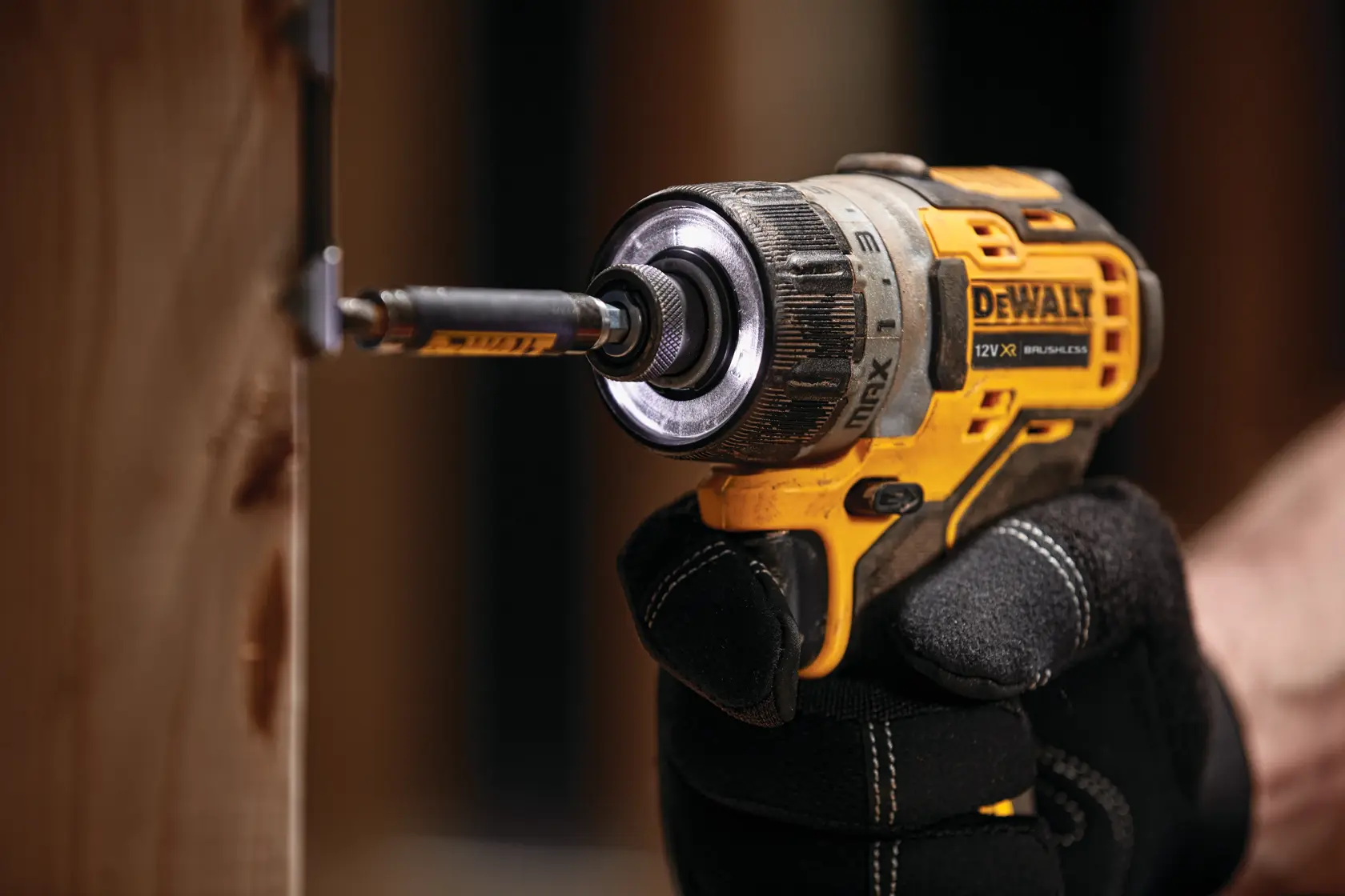 Bezszczotkowa wkrętarka DEWALT® 12 XR® (samo narzędzie)