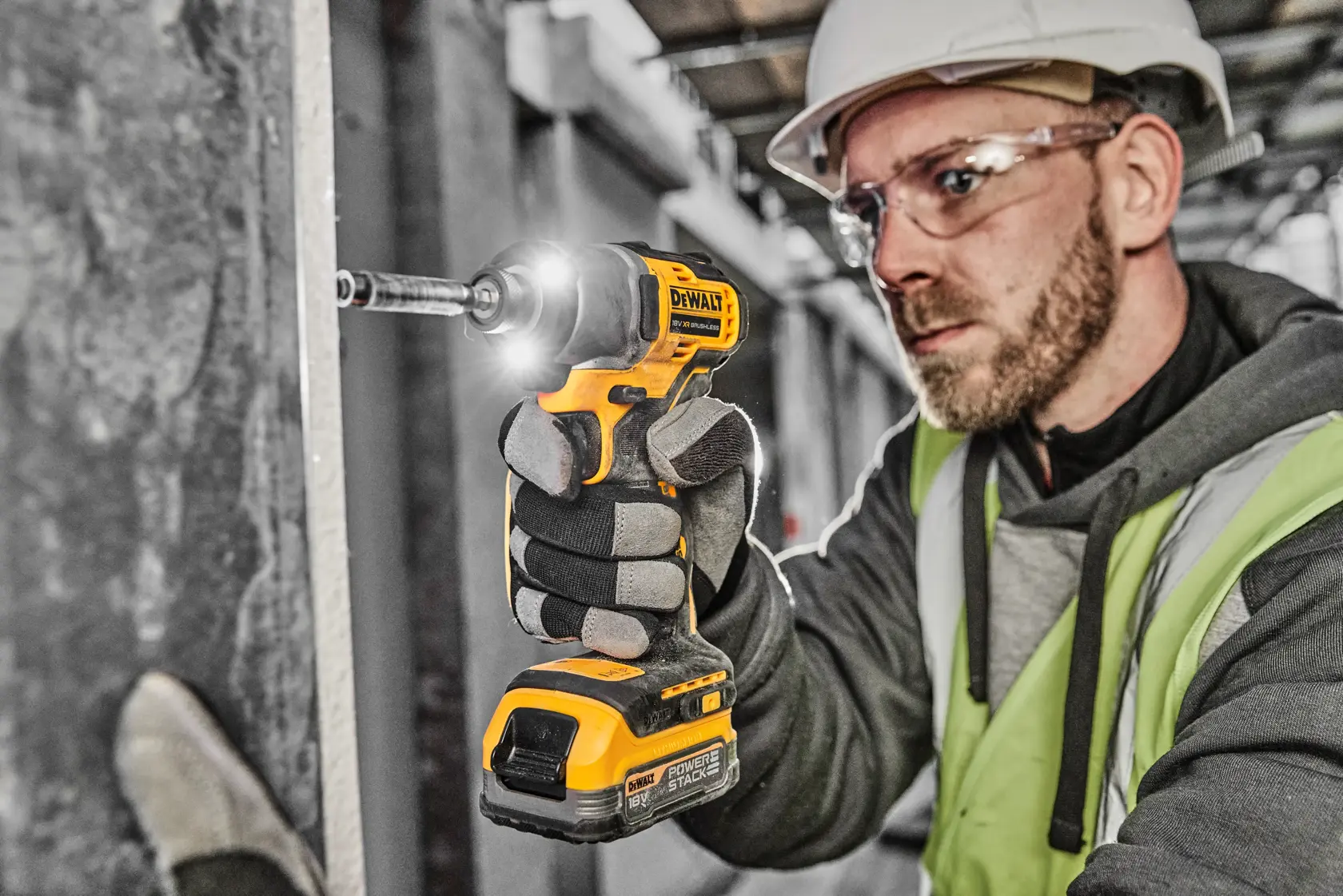 Bezszczotkowa zakrętarka udarowa - z 1 akumulatorem POWERSTACK™ 1,7 Ah DEWALT® 18V XR®