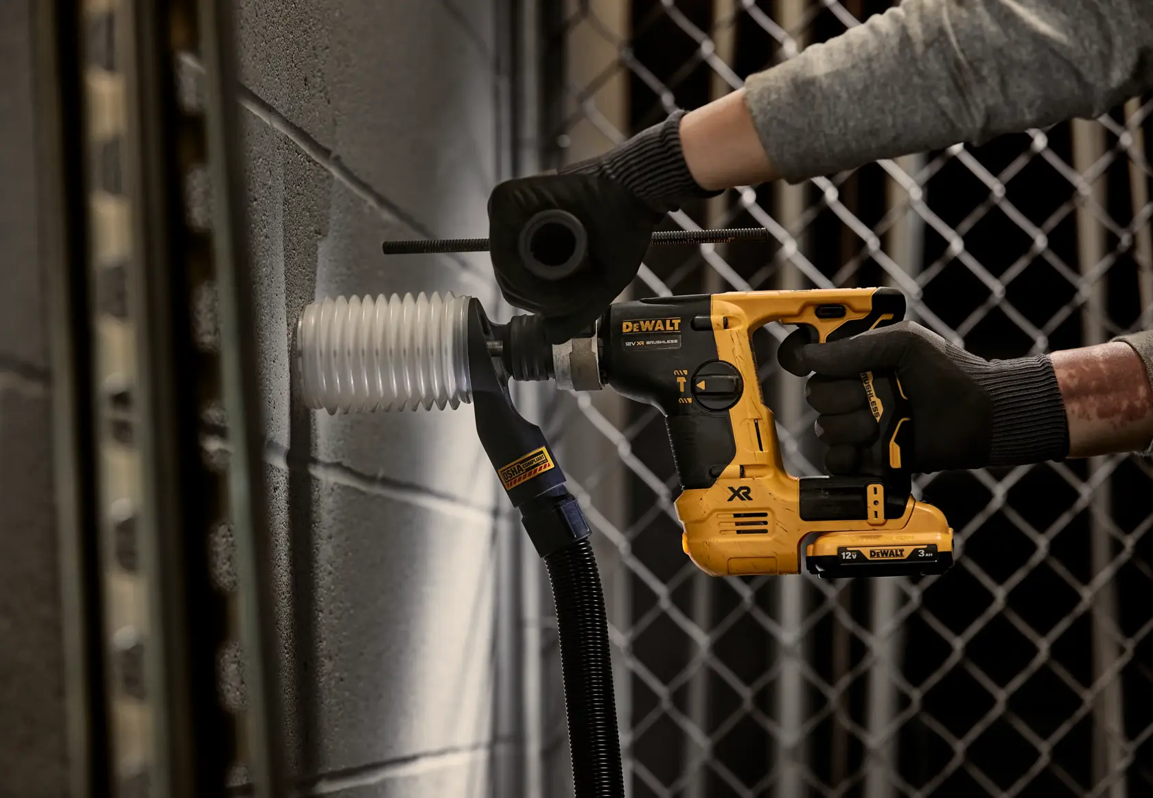 Bezszczotkowa wiertarka 14mm SDS Plus DEWALT® 12V XR® (tylko narzędzia)