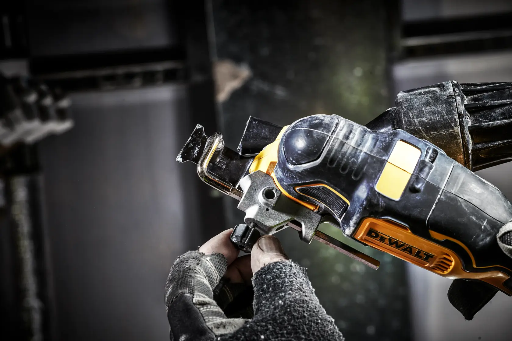 18V XR Narzędzie oscylacyjne Multi-Tool 2 X 5Ah