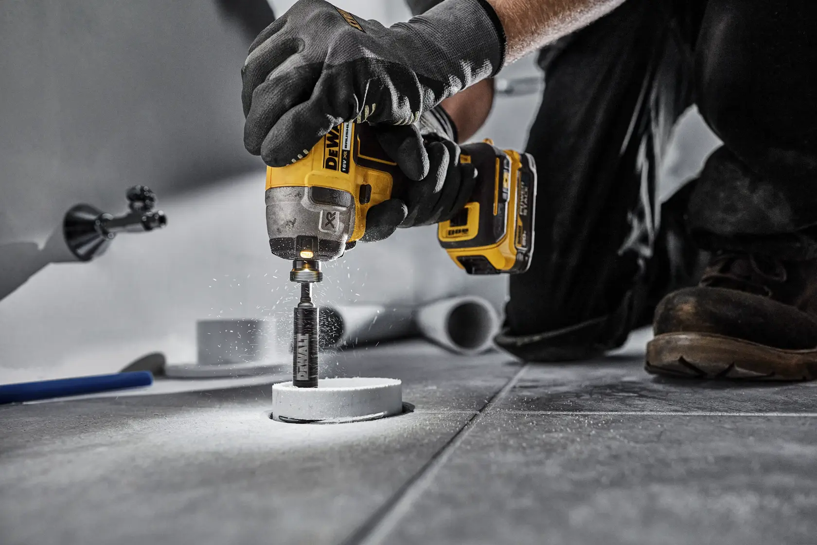 Wewnętrzny nóż do rur PVC DEWALT® z nasypem diamentowym