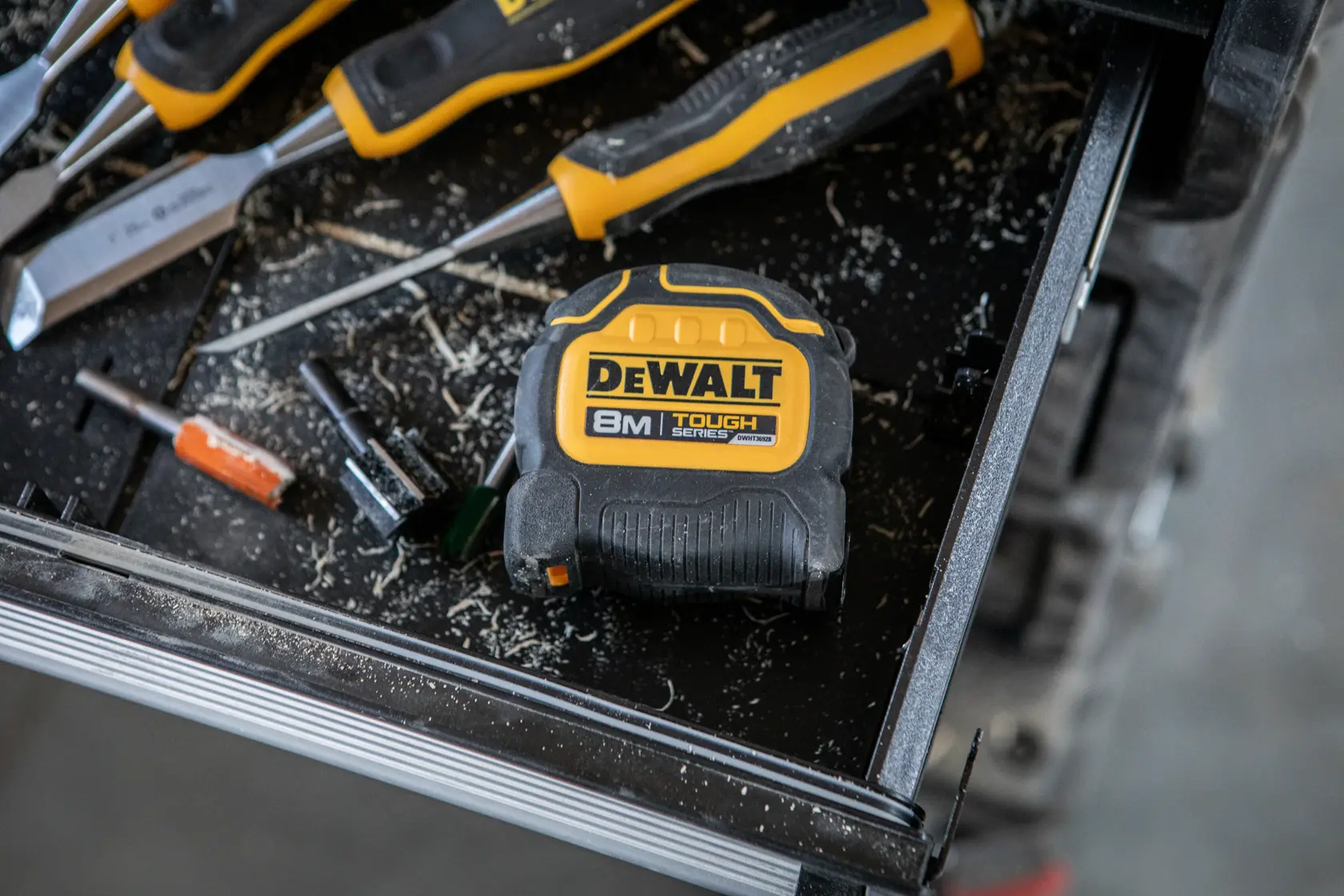 Miara zwijana DEWALT® 8 m (szerokość 32 mm)