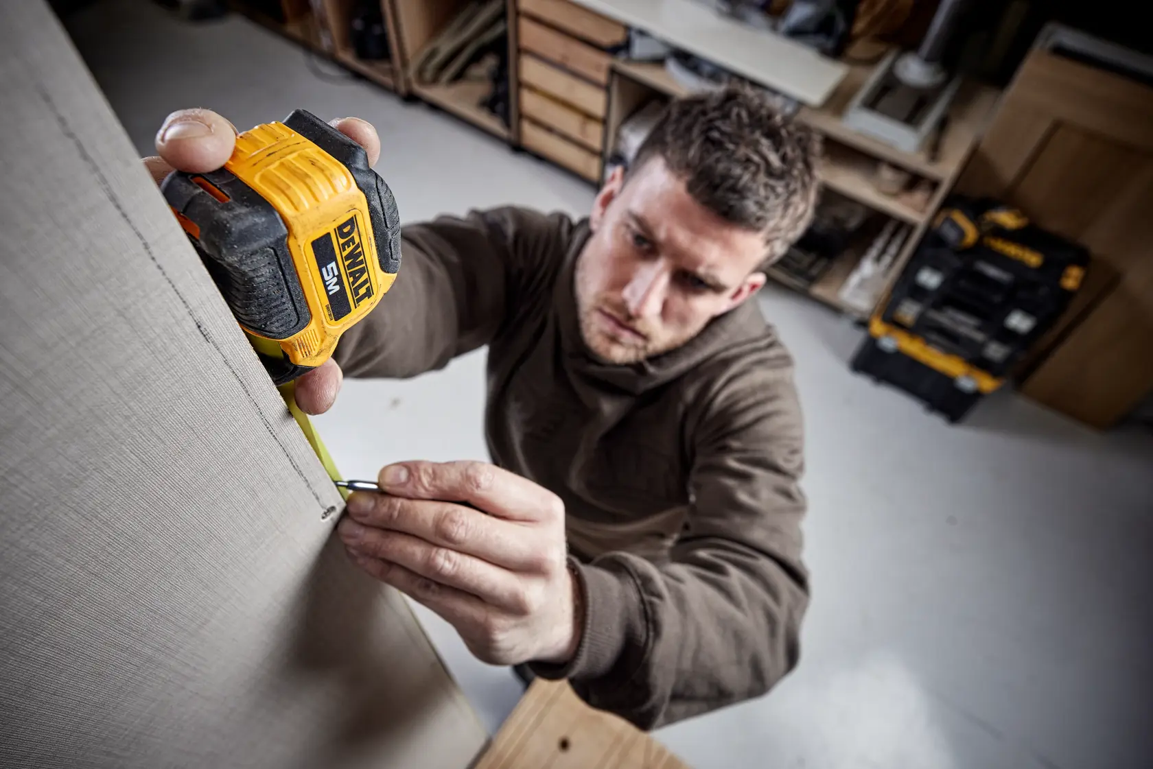 Miara zwijana DEWALT® Compact Series 5 m (szerokość 28 mm)