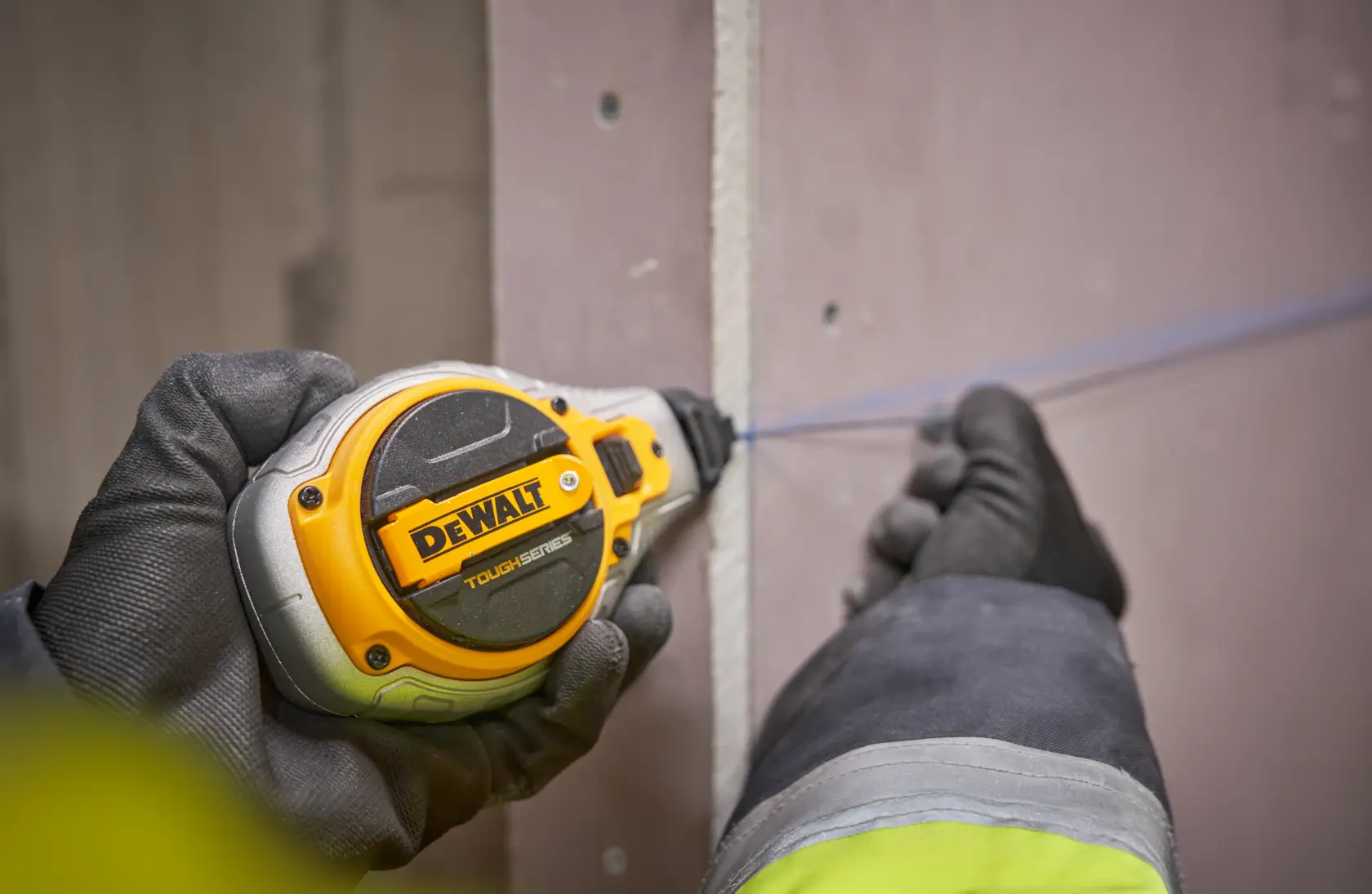 Sznur traserski DEWALT® 6:1 100 stóp.