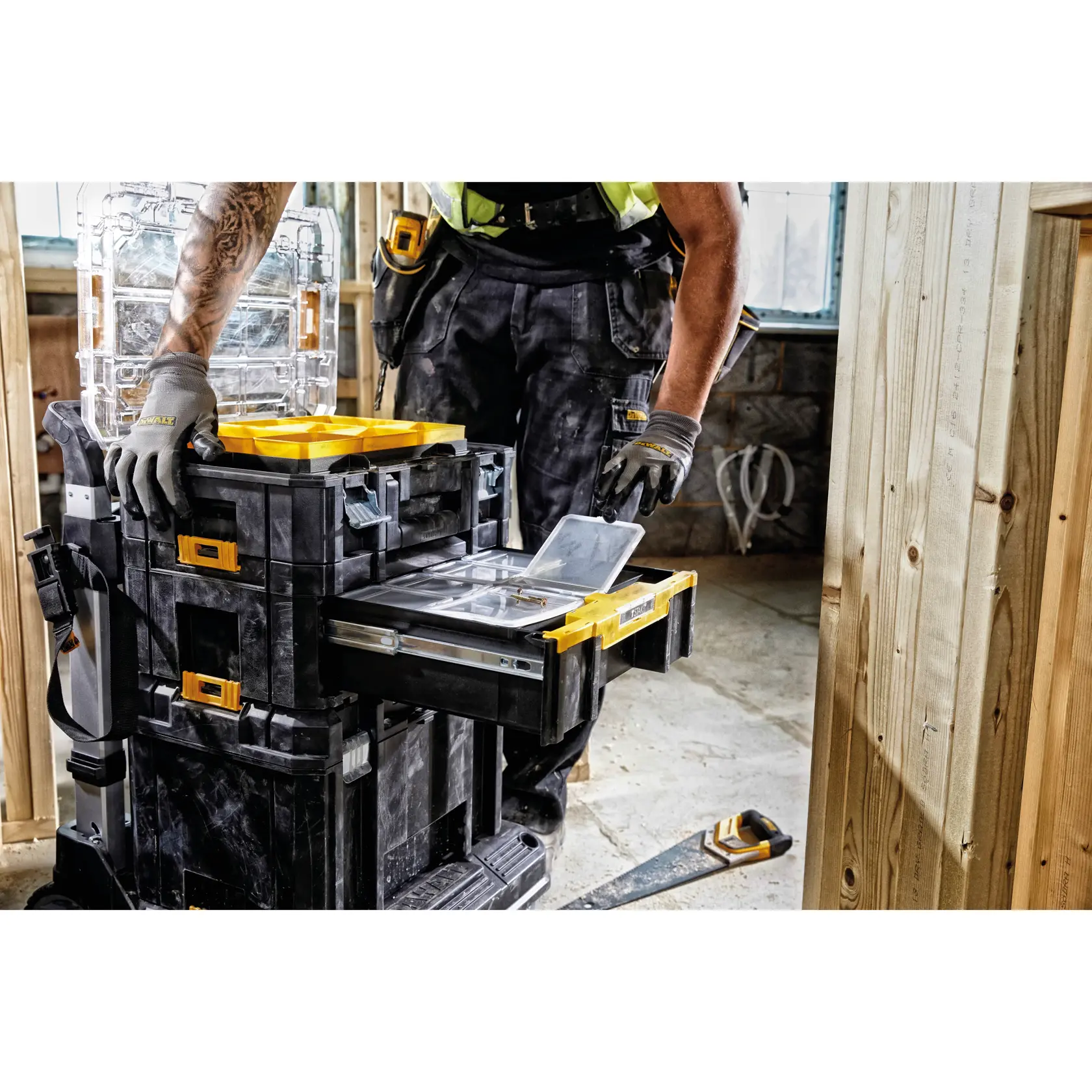 TSTAK®™ Skrzynia III z głęboką szufladą i 6 zamykanymi organizerami