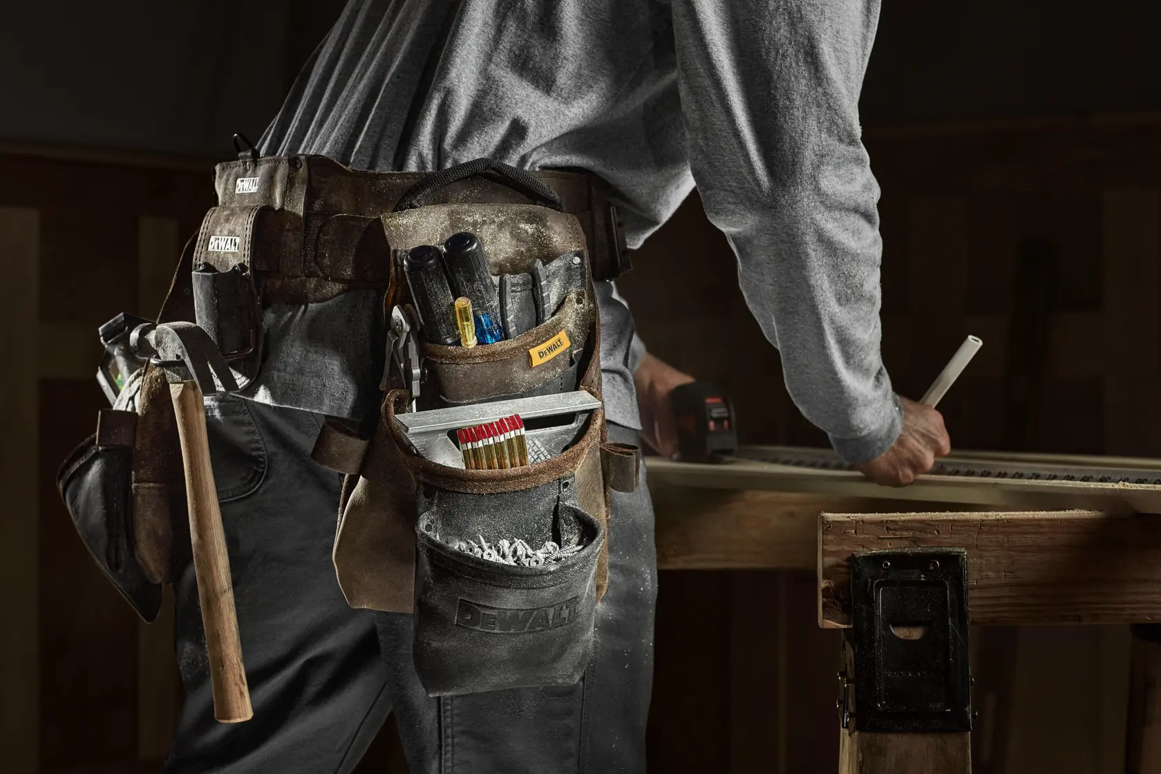 Skórzany pas narzędziowy DEWALT®